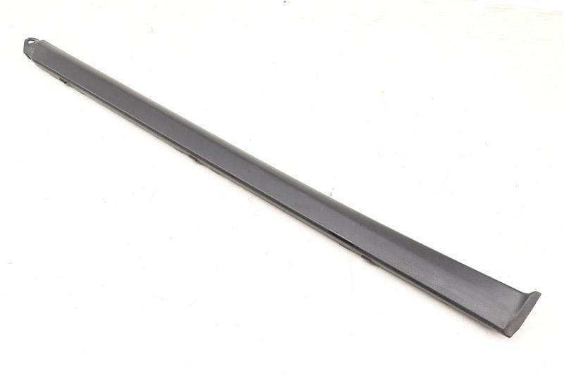 Door Sill / Scuff Panel Trim / Molding 7P5853539 — Used (SKU 527735)