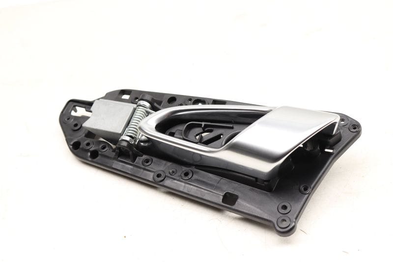 Interior Door Release Handle 7P5837019 — Used (SKU 527439)