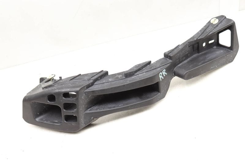 Bumper Mount Bracket / Guide 7P5807394A — Used (SKU 547681)