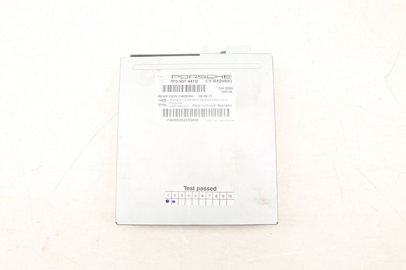 Rear View / Backup Camera Control Module 7P5907441B — Used (SKU 521657)