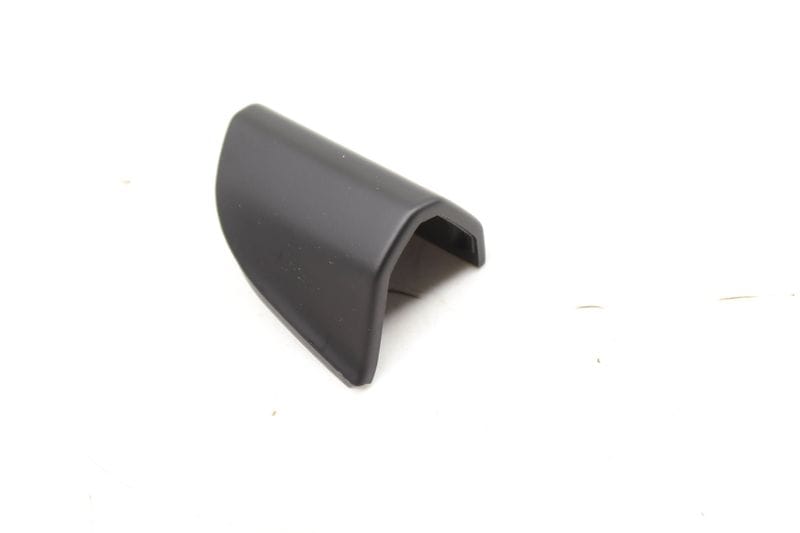 Center Console Grab Handle Trim Cap 7P5858634 — Used (SKU 547748)