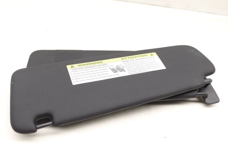 Sun Visor / Mirror 7P5857552 — Used (SKU 485380)