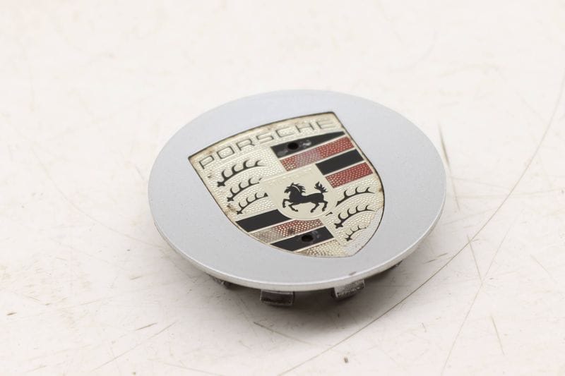 Wheel Center Cap 7PP601150A — Used (SKU 547719)