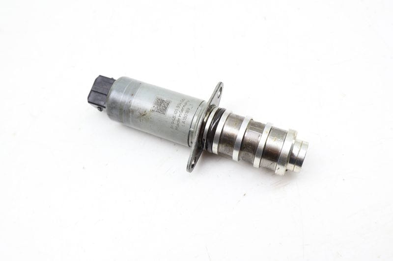 Cam / Camshaft Timing Actuator Solenoid 94810530406 — Used (SKU 686199)