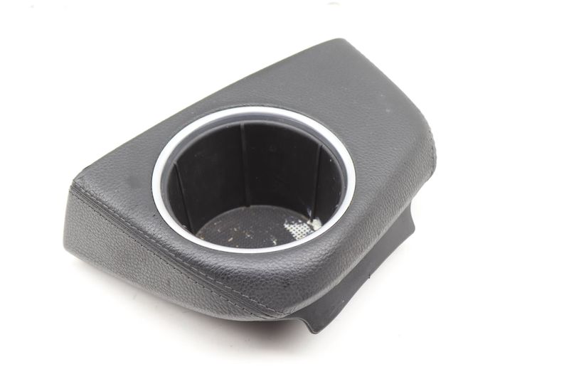 Center Cup Holder 97055338100 — Used (SKU 601860)
