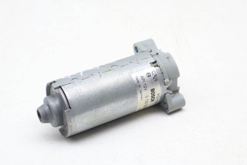 Front Tilt Seat Motor — Used (SKU 686378)