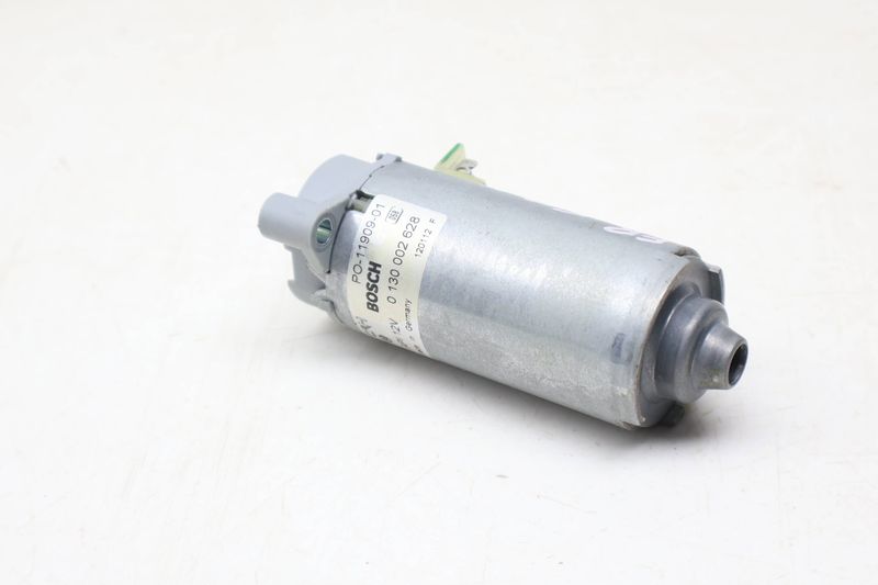 Front Tilt Seat Motor — Used (SKU 686379)