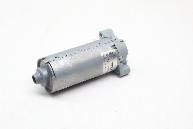 Rear Tilt Seat Motor — Used (SKU 686381)