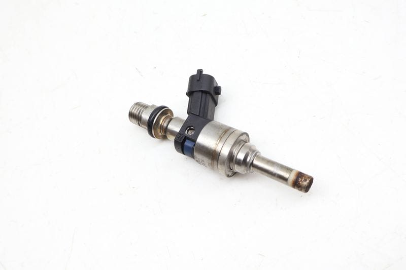 Fuel Injector 94811012822 — Used (SKU 686193)