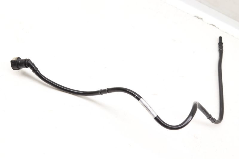 Fuel Vent Line / Tube 97011035501 — Used (SKU 602115)