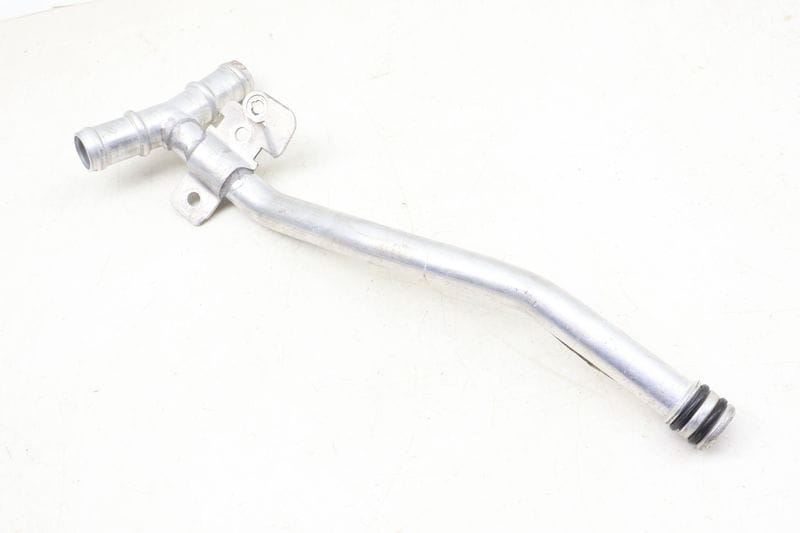 Heater Coolant Hose / Line 94610606921 — Used (SKU 686597)