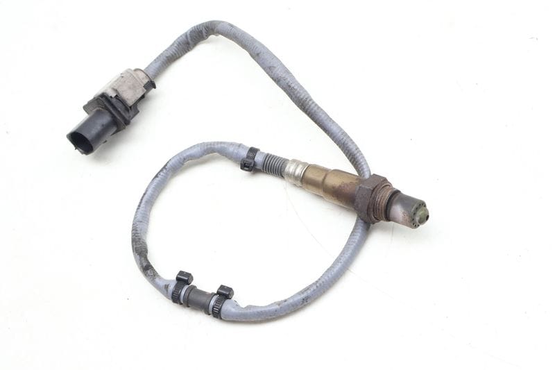 O2 / Oxygen Sensor (PRE Cat / UPSTREAM) 97060612301 — Used (SKU 686564)