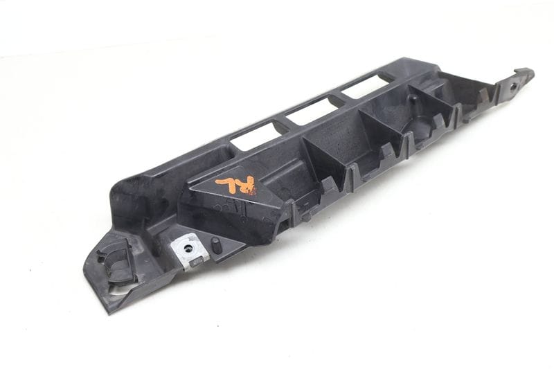Bumper Mount / Bracket 97050563501 — Used (SKU 686442)