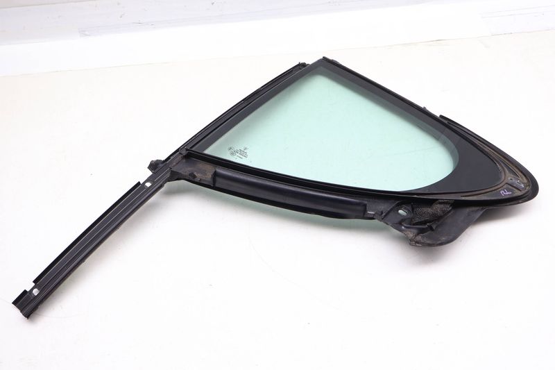 Quarter Window Glass 97054431108 — Used (SKU 686304)
