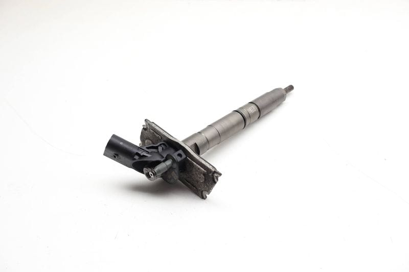 Diesel Fuel Injector 059130277AM — Used (SKU 725476)