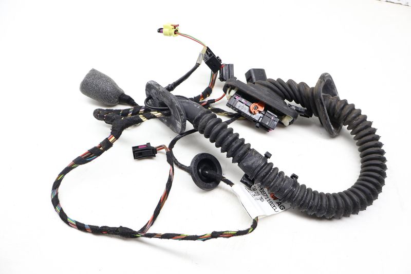Door Wiring Harness 7P6971162DJ — Used (SKU 725664)
