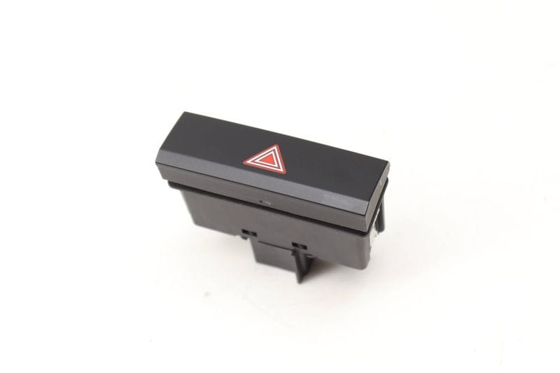 Hazard Switch / Button 7P6953509A — Used (SKU 459260)