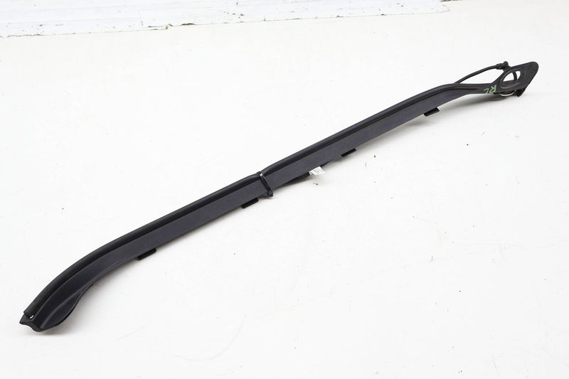 Trunk Hatch Strut / Drive Unit Trim 7P6827711 — Used (SKU 725576)