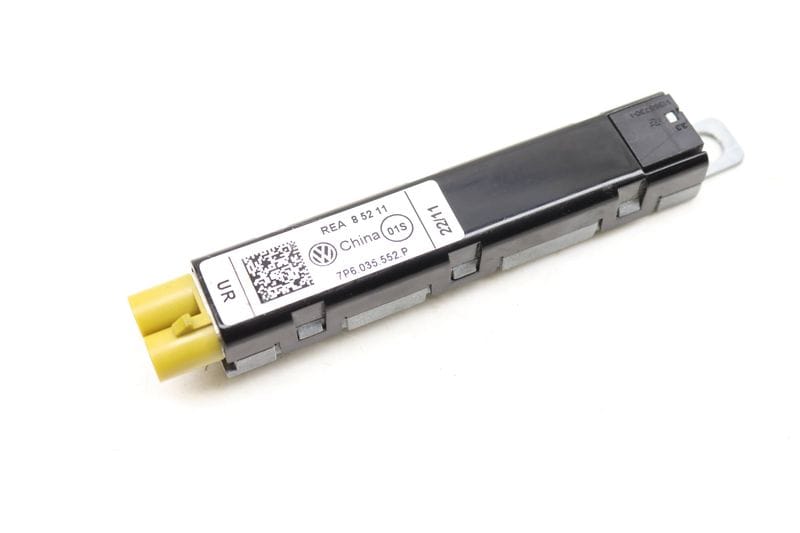 Antenna Booster (LOWER) 7P6035552P — Used (SKU 477701)