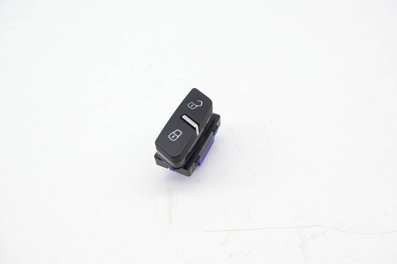 Door Lock / Unlock Switch Button 7P6962126A — Used (SKU 725186)