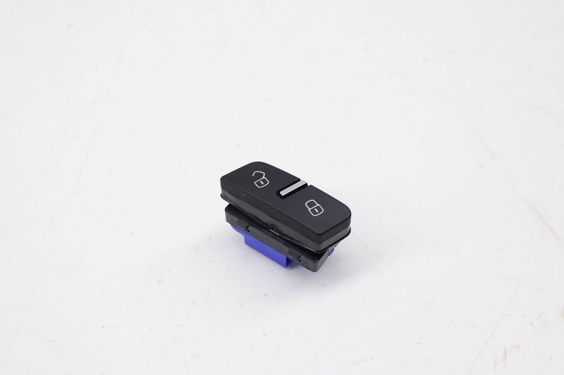 Door Lock / Unlock Switch Button 7P6962126A — Used (SKU 725340)
