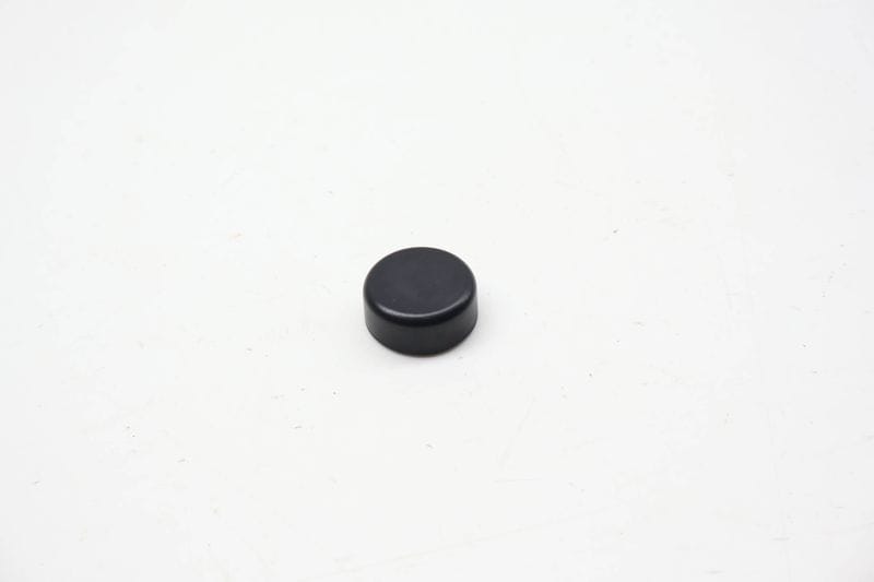 Windshield Wiper Nut Cap / Cover 7L0955737 — Used (SKU 725466)