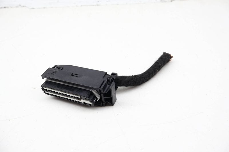 Tcu / Transmission Module Wiring Connector / Pigtail 1J0906380B — Used (SKU 725270)