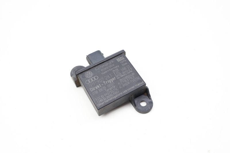 Tire Pressure Sensor / TPMS 7PP907283 — Used (SKU 725265)