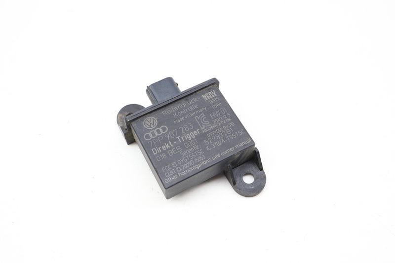 Tire Pressure Sensor / TPMS 7PP907283 — Used (SKU 725266)