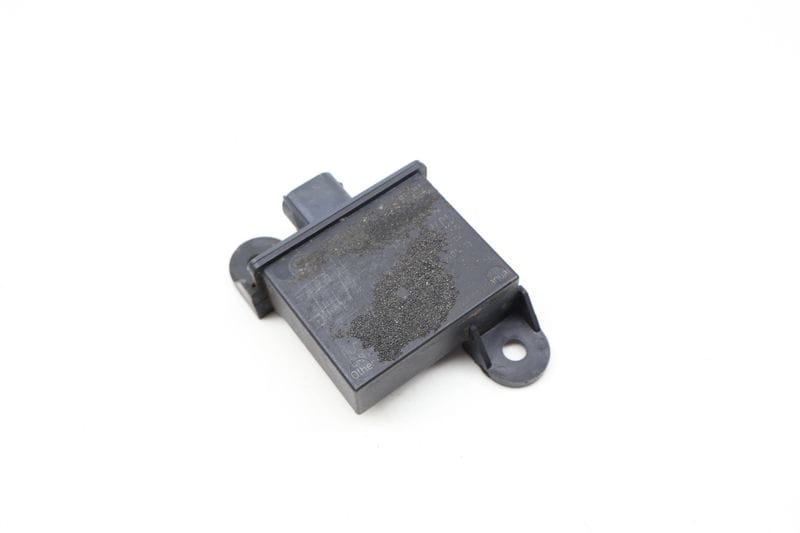 Tire Pressure Sensor / TPMS 7PP907283 — Used (SKU 725267)