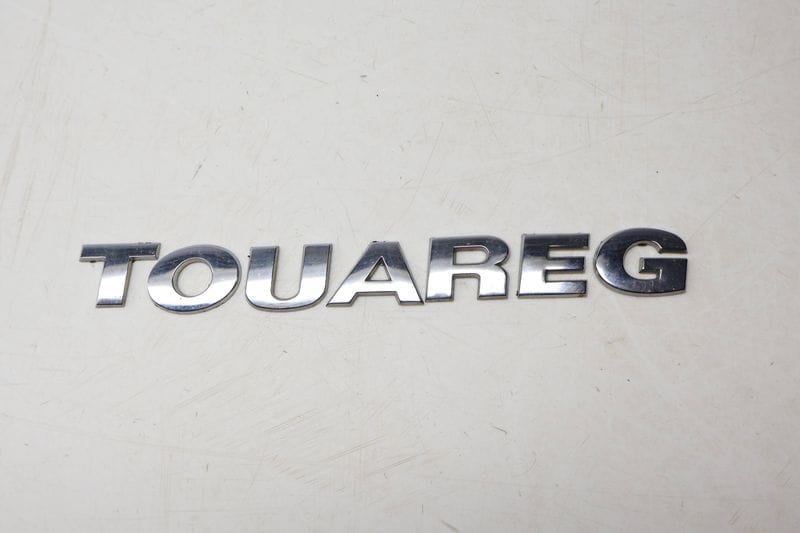 Trunk Hatch Emblem / Badge (TOUAREG) 7P6853687 — Used (SKU 725256)