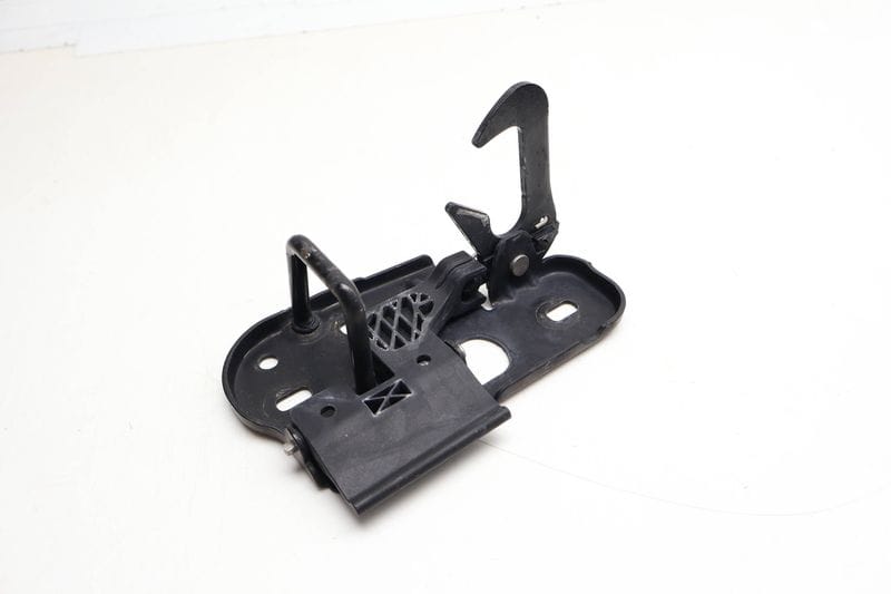 Upper Hood Latch / Lever 3C0823480A — Used (SKU 725501)