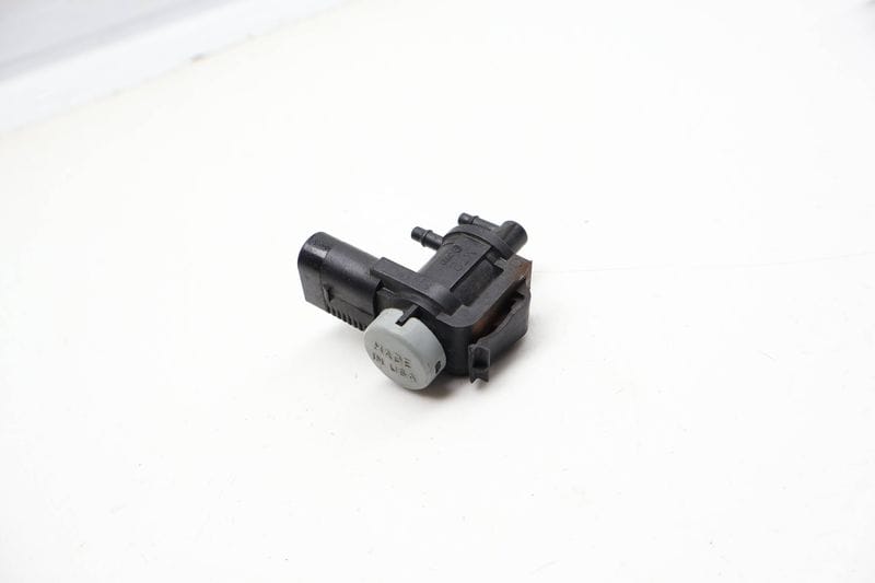 Vacuum Solenoid Valve 1K0906283A — Used (SKU 725457)