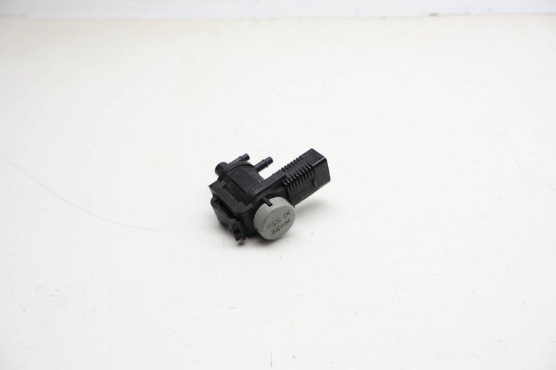 Vacuum Solenoid Valve 1K0906283A — Used (SKU 725458)