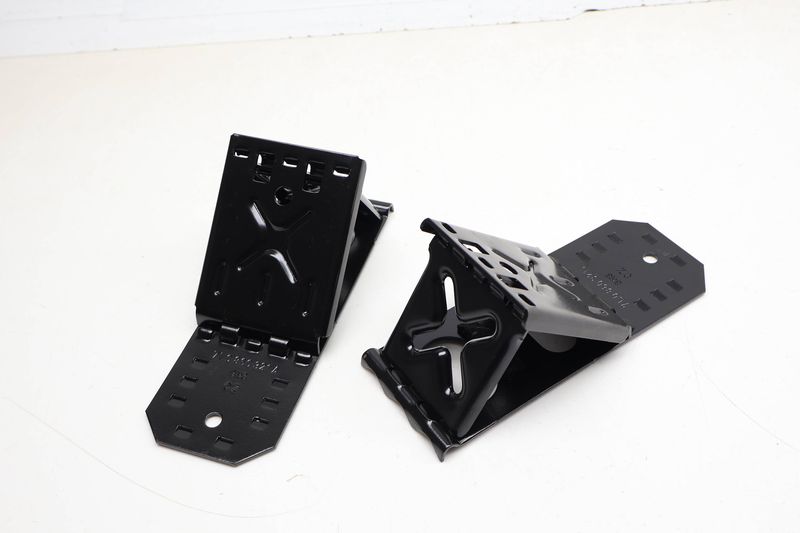 Wheel Chock / Stop Set 7L0860321A — Used (SKU 725317)