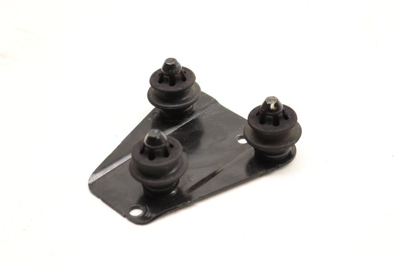 ABS Pump Mount Bracket 8K0614235B — Used (SKU 524907)