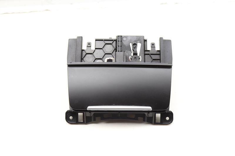 Ashtray / Cigarette Lighter 8K0857951 — Used (SKU 602786)