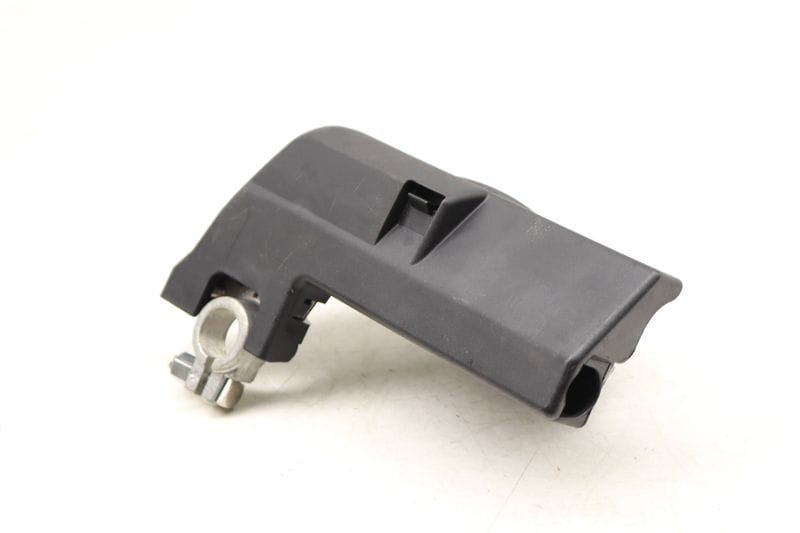 Positive Battery Connector 8J0915459 — Used (SKU 524912)