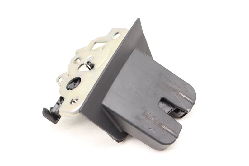 Trunk Latch / Lock 8R0827505 — Used (SKU 424900)
