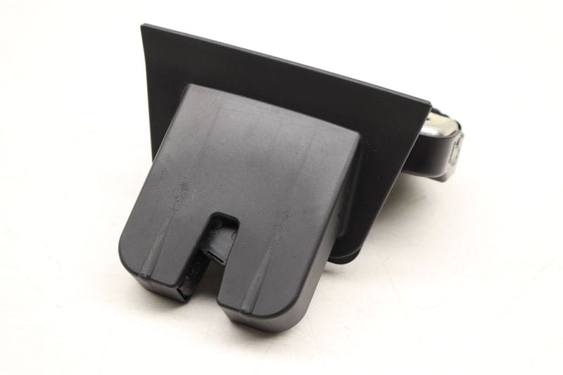 Trunk Latch / Lock 8R0827505 — Used (SKU 483245)