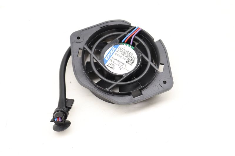 Seat Cooling Fan 8T0963575 — Used (SKU 486878)
