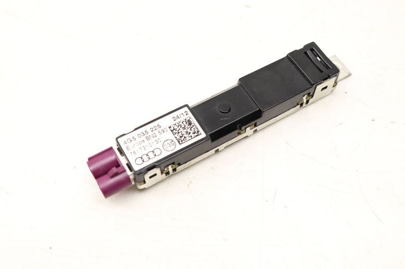 Upper Antenna Booster 4G5035225 — Used (SKU 486851)