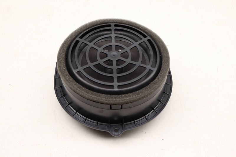 Mid-Range Door Speaker (BOSE) 4G0035411 — Used (SKU 486803)