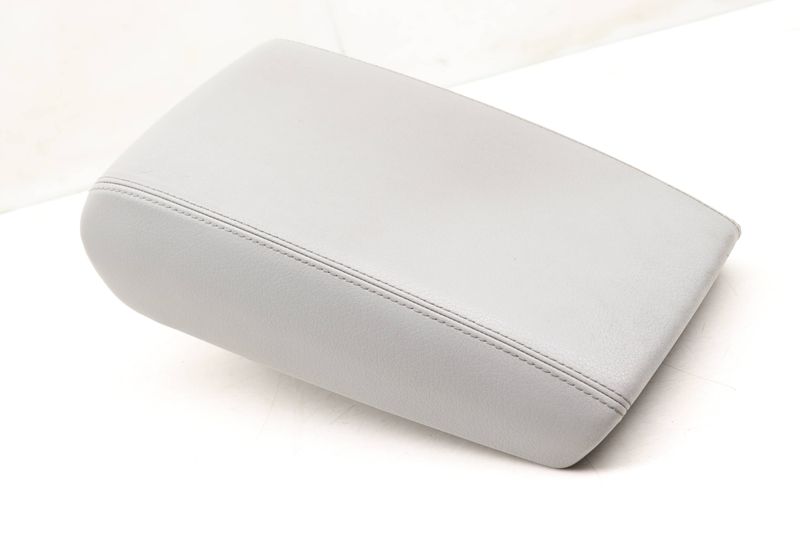 Center Armrest / Arm Rest 4G0864248K — Used (SKU 492398)