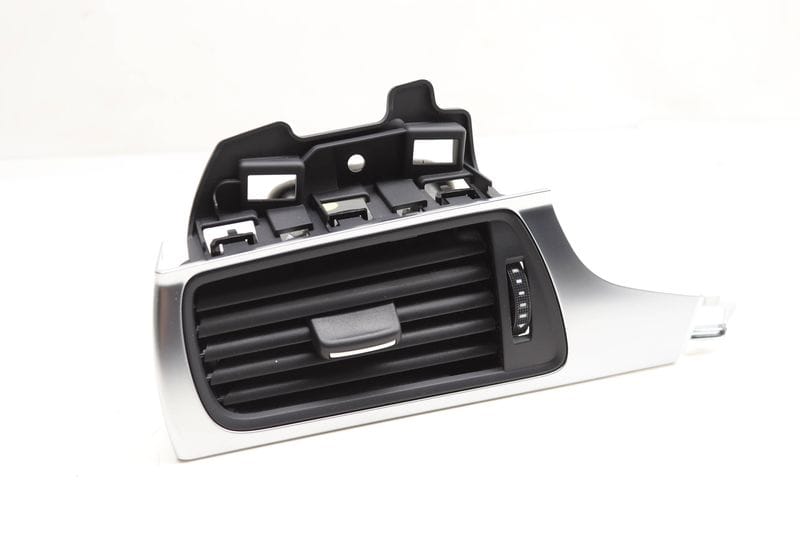 Dash Air Vent 4G1820901 — Used (SKU 583466)