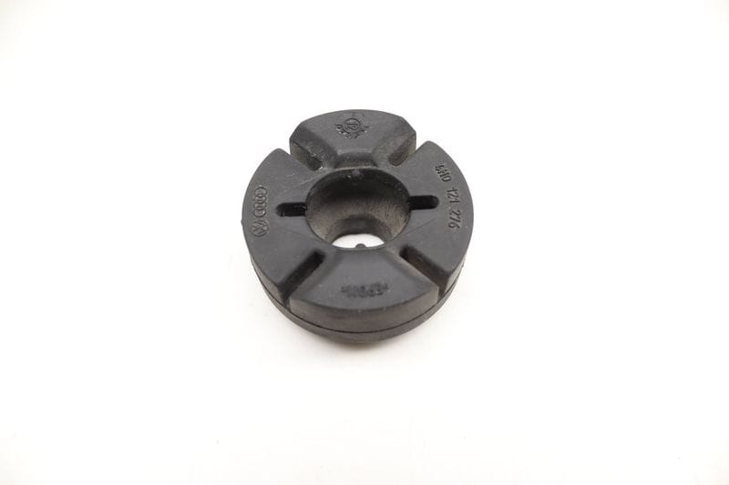 Radiator Rubber Mount / Isolator 4H0121276 — Used (SKU 583818)