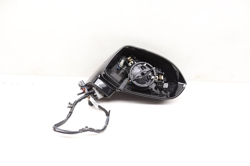 Side View Mirror w/ Memory 4G8858532AM — Used (SKU 583540)
