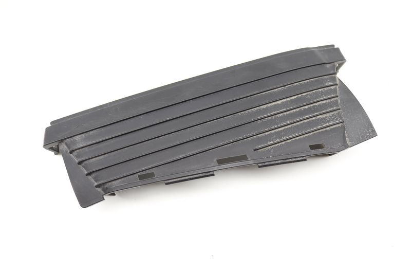 Air Intake Duct Cover 4H0129666C — Used (SKU 566528)