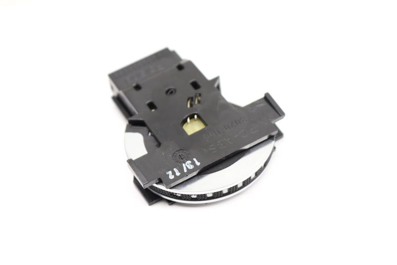 Air Vent Dial / Switch 4H0820911B — Used (SKU 498206)