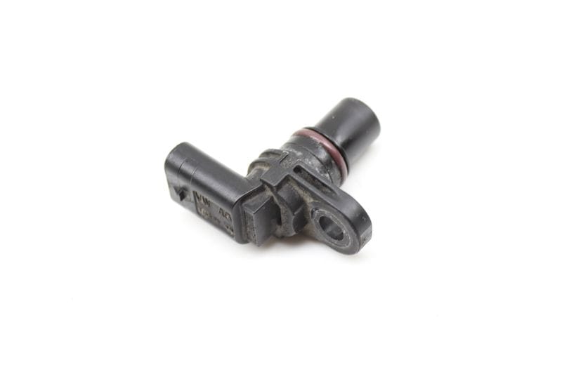 Cam / Camshaft Position Sensor 04C907601 — Used (SKU 566615)